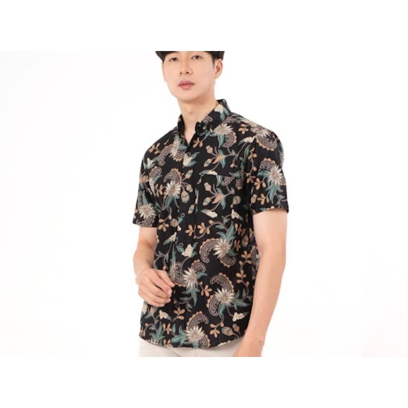 kemeja batik slim fit lengan pendek pria