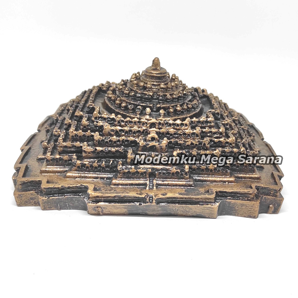 Miniatur Candi Borobudur Fiberglass 18x18x8cm