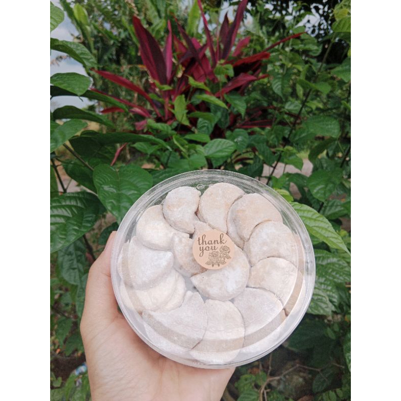 

kue putri salju kemasan 250 gram