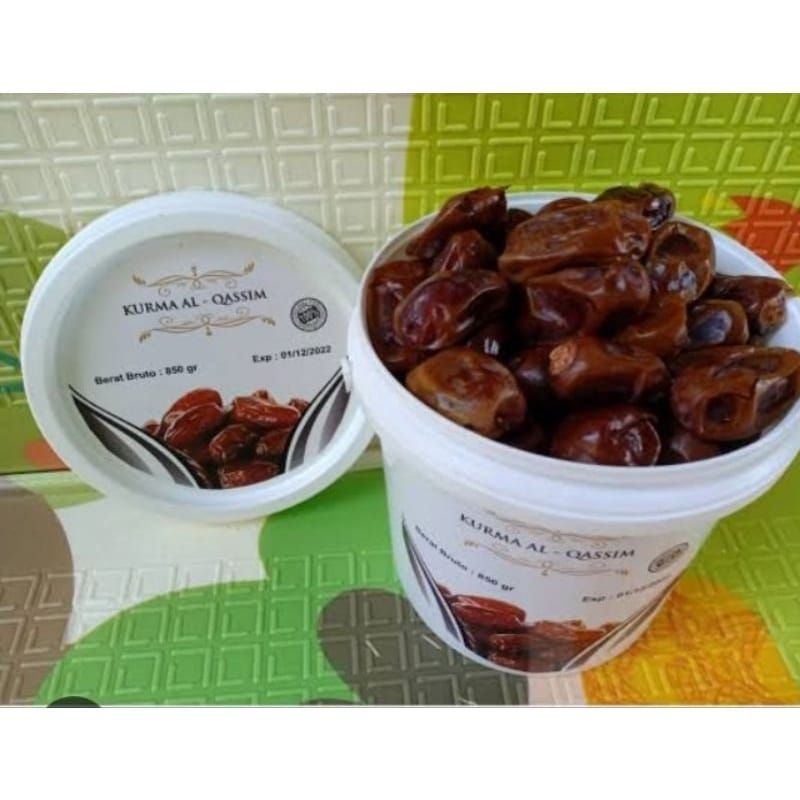 

KURMA AL QASSIM EMBER 500GR OLEH-OLEH HAJI