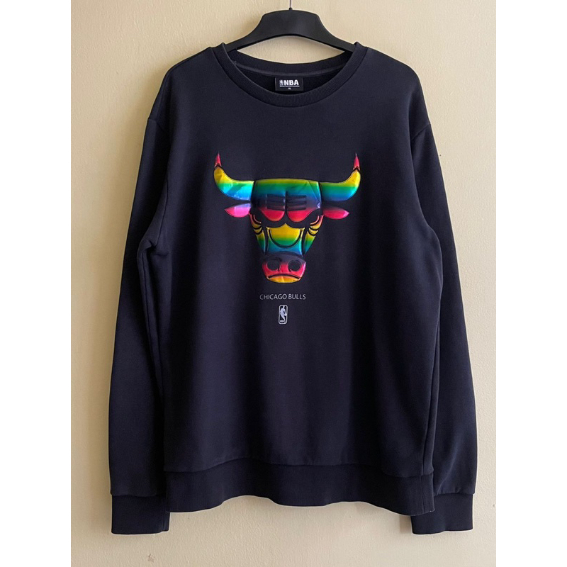 Chicago Bulls Rainbow Crewneck