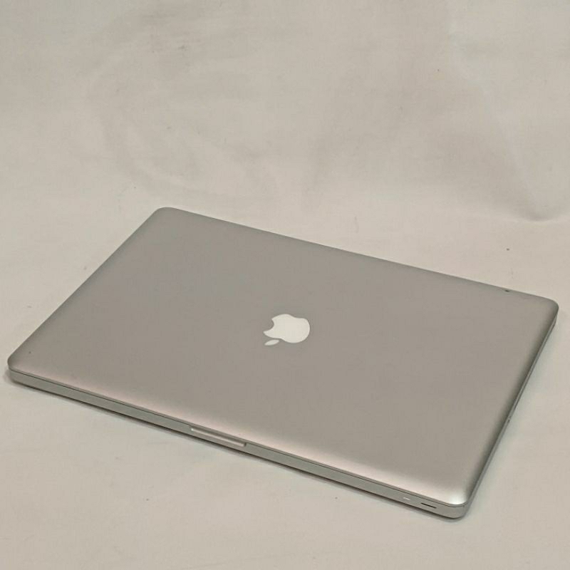 laptop limited edition Macbook pro 17 - Core i7 - ssd 512gb - Dual vga Nvidia GeForce GT 330m