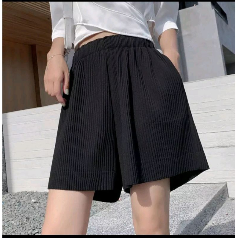 HOTPANT PLISKET LIDI/CELANA PENDEK WANITA SANTAI/CELANA PENDEK HOTPANTS WANITA