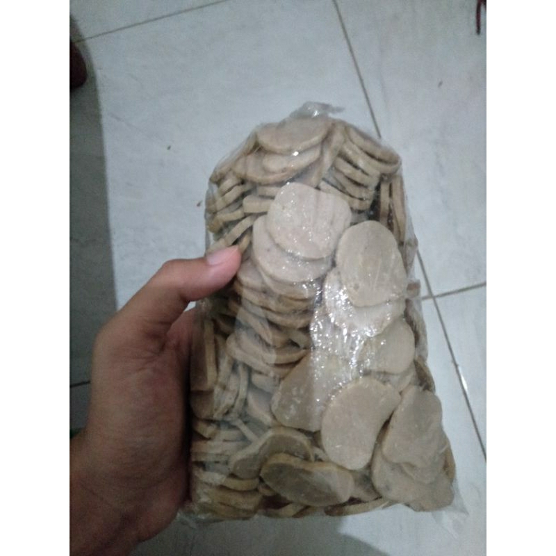 

kerupuk mentah kancing sedayu 1/2kilo