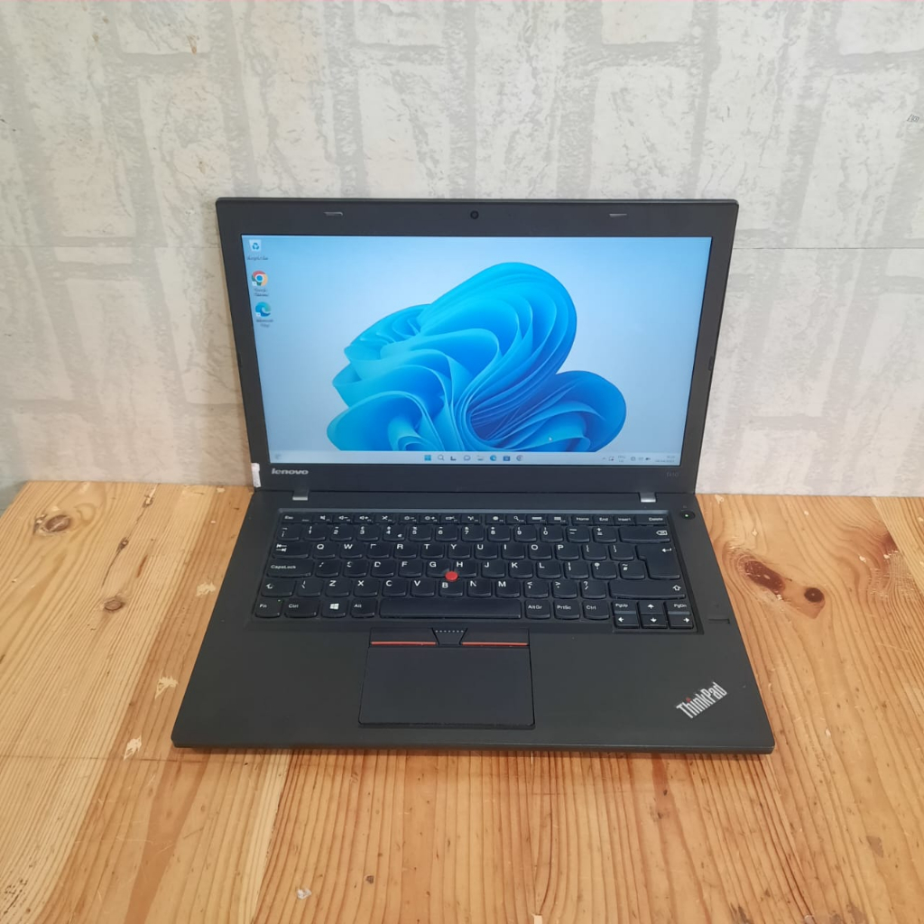 Laptop Lenovo Thinkpad T450, Core i5 - 5300U, Ram 8/128Gb, VGA Intel Hd Graphics, Full Aplikasi, Sia