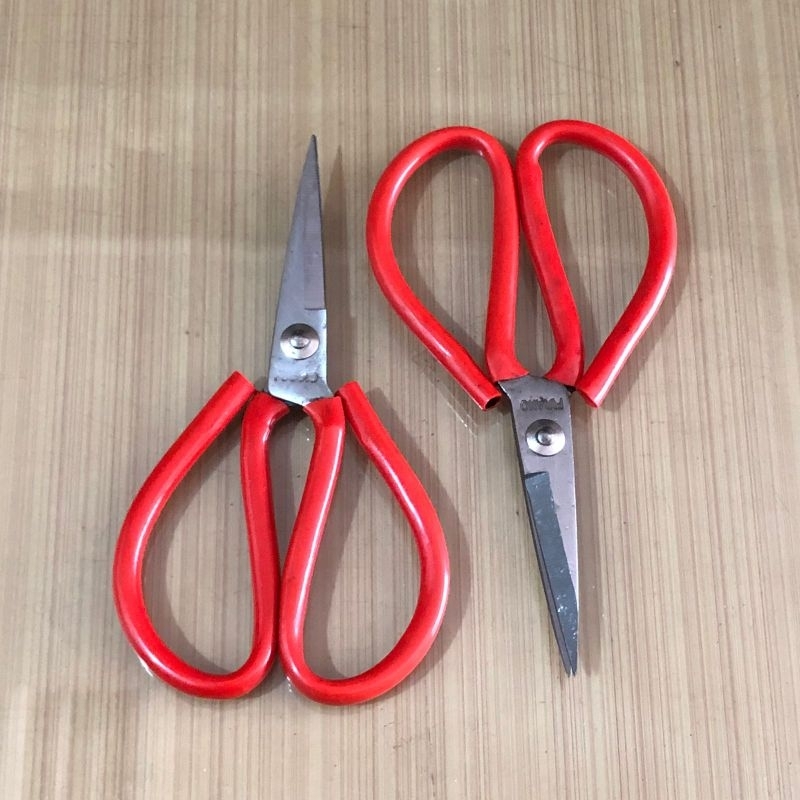 

gunting kain 8 inch/ gunting potong bahan kain/ gunting kodok murah/ gunting bahan kain murah