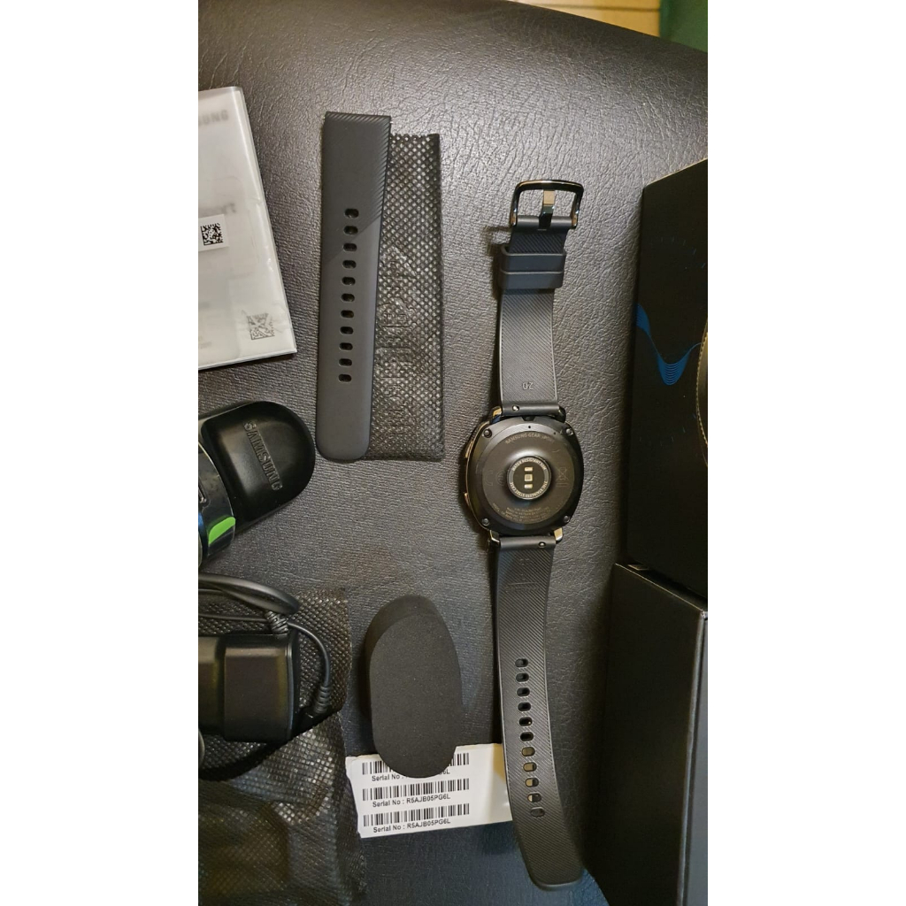 SAMSUNG GEAR SPORT SMARTWATCH RESMI SEIN NEW OLD STOCK - black