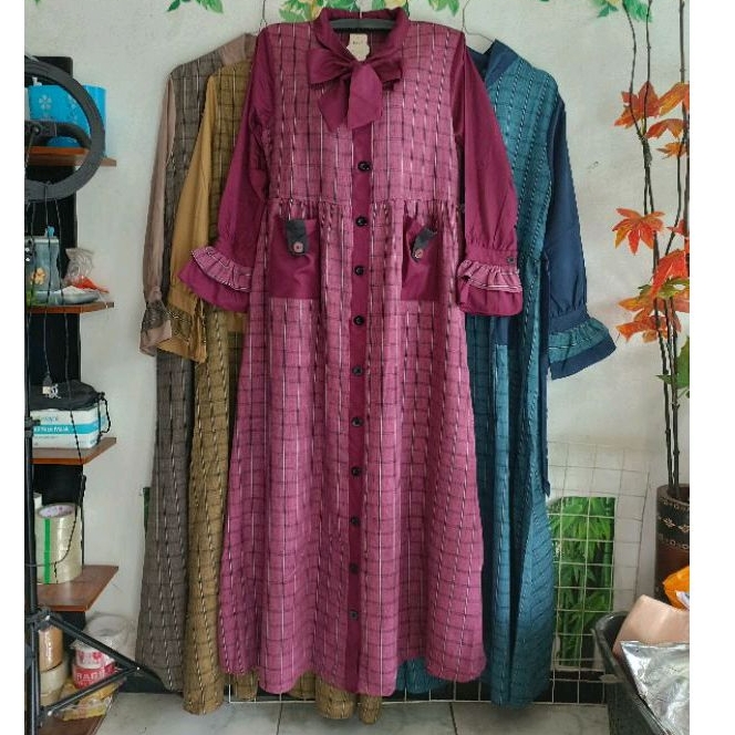 BerMus - Gamis simple.motif kotak full kancing/fizzi coll