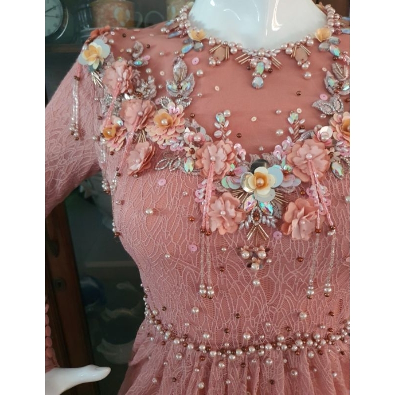 preloved kebaya ivory studio rtw