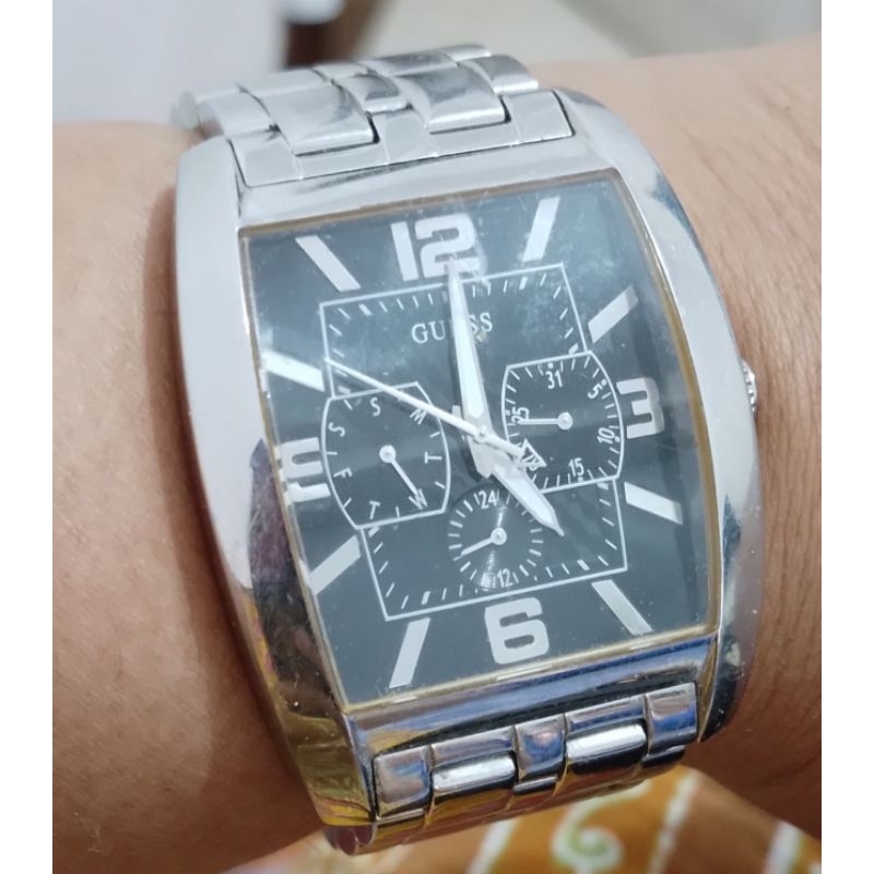 (preloved) jam tangan wanita GUESS