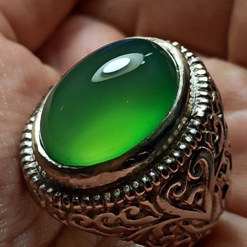 batu cincin anggur ijo