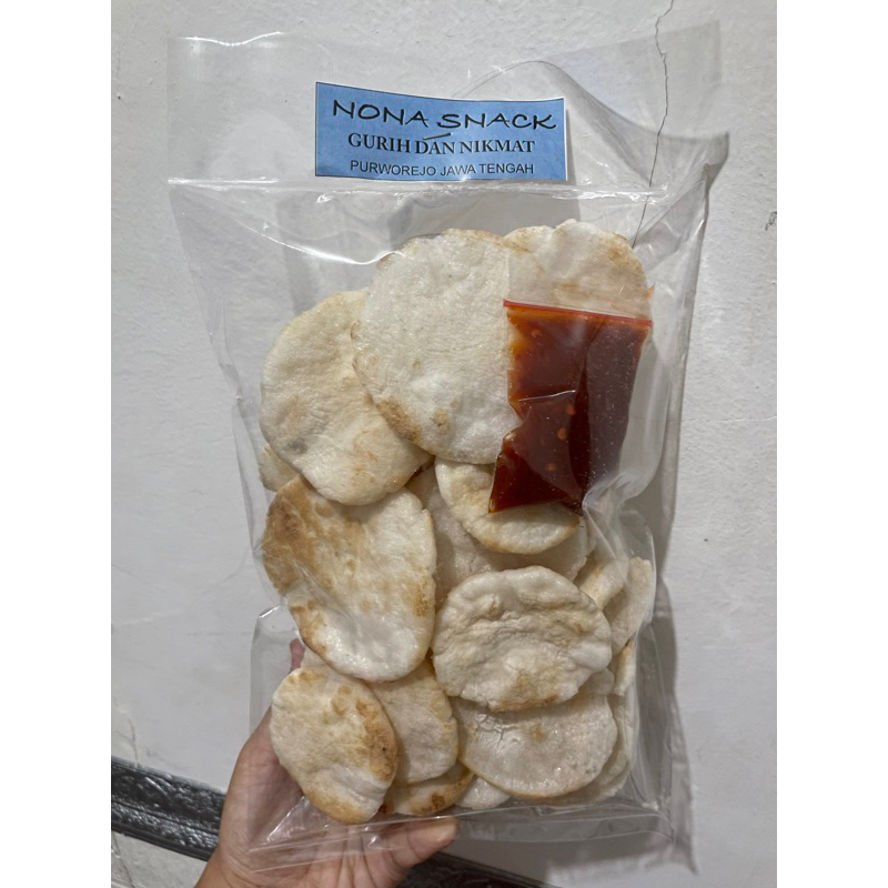

Kerupuk kemplang lampung