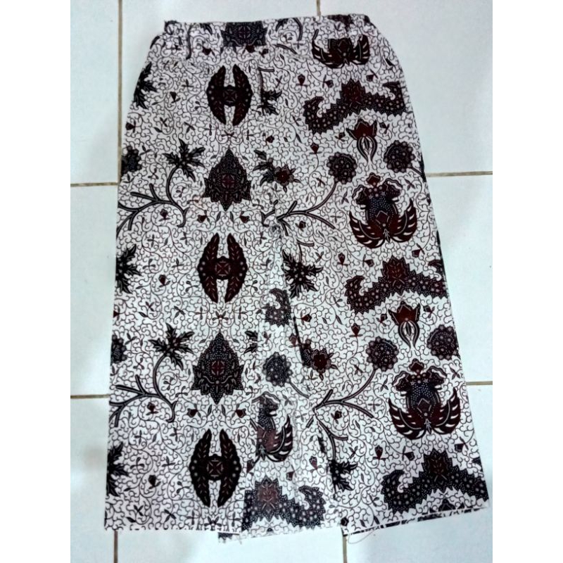 Rok Celana Wiru | Motif Batik