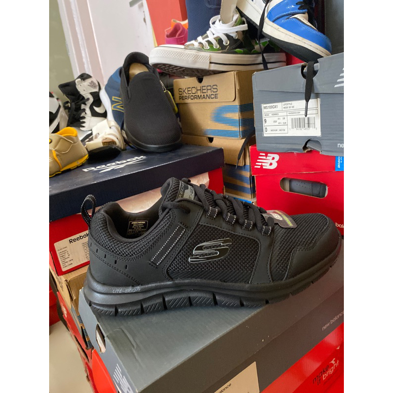 Skechers Lite Weight Memory Foam