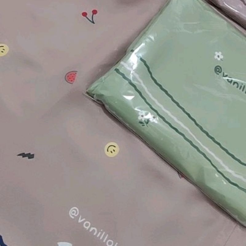 Preloved Everyday Bergo Vanilla Hijab