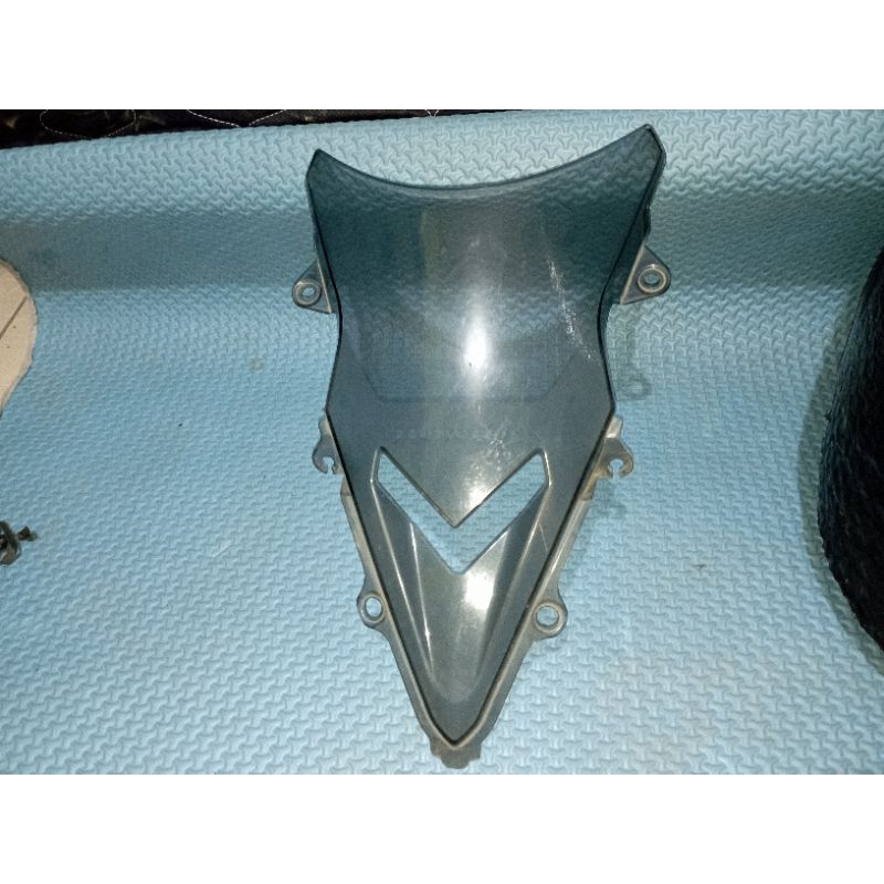 VISOR HONDA NEW CBR 150 R LED ORI