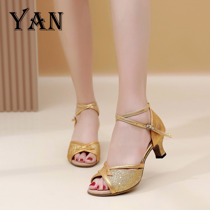 YAN Sandal Heels Wanita Sepatu Dansa Latin/ Line Dance Sepatu Hak 5cm