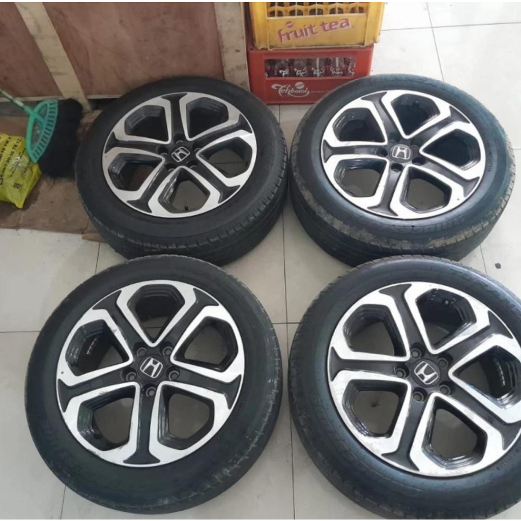 VELG BEKAS MOBIL HONDA HRV PRESTIGE RING 17X7 LUBANG 5 PCD 5X114 ET55 + BAN