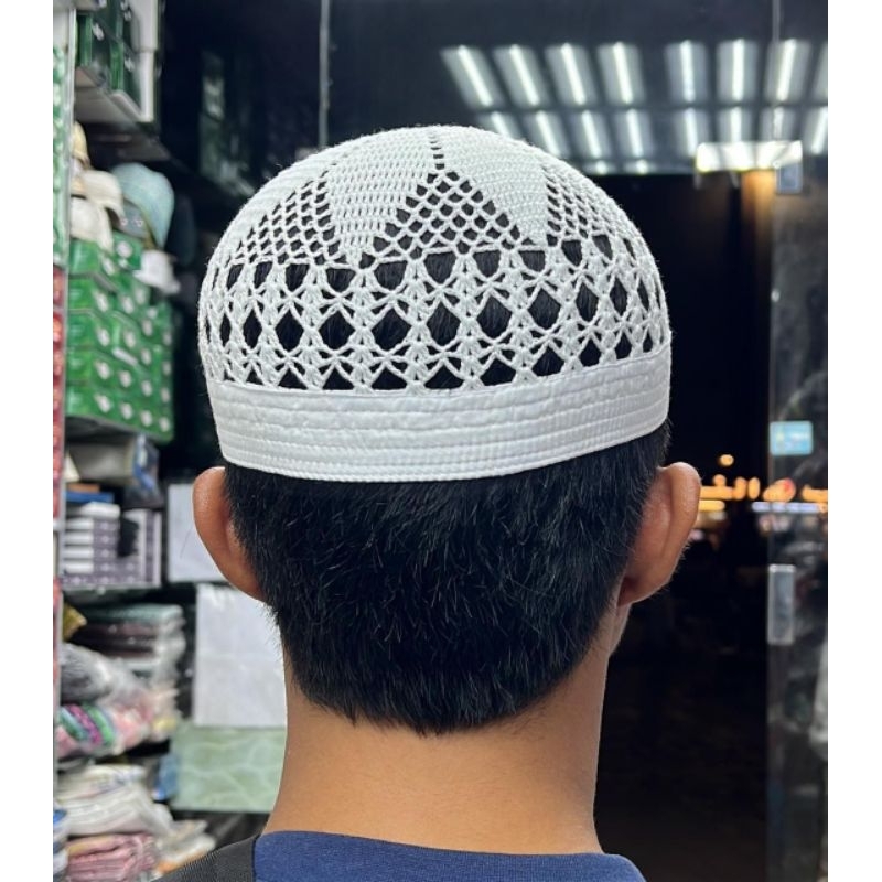 Peci rajut saudi putih / Peci Tahfidz rajut