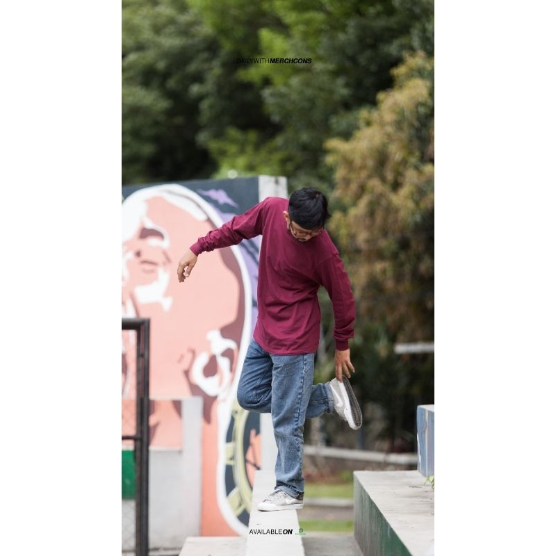 MERCHCONS Longsleeve - Maroon