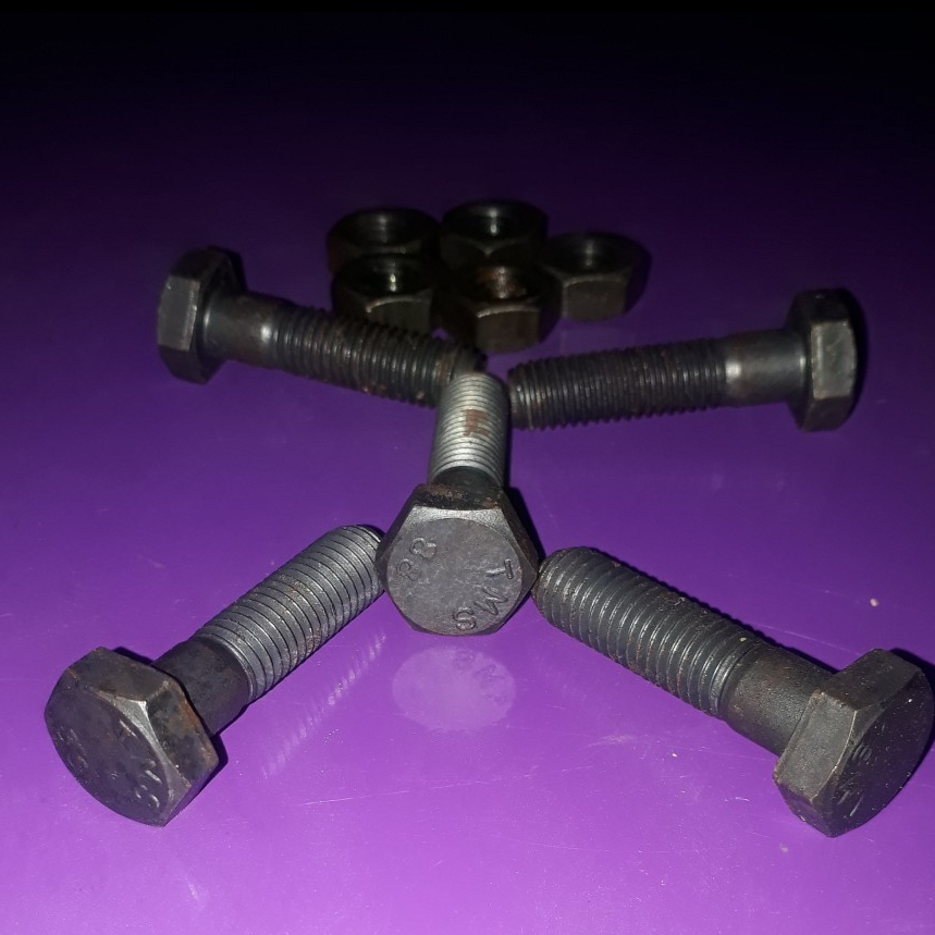 Baut+Mur Baja M10x60/Hitam baja/Baja Grade 8.8/kunci 17