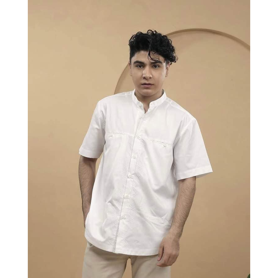 Zoya Koko Atasan Dewasa Lengan Pendek Putih Polos Amiraz Menswear