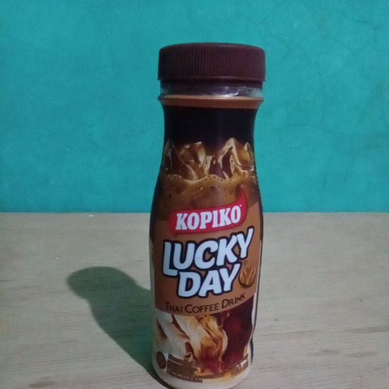

KOPIKO Lucky Drink Thai Coffee Drink 180 ml Eceran