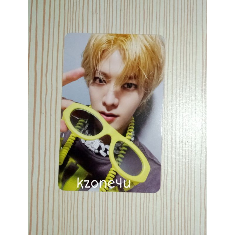 PC YUTA NCT 127 ALBUM 2 BADDIES PHOTOBOOK VER