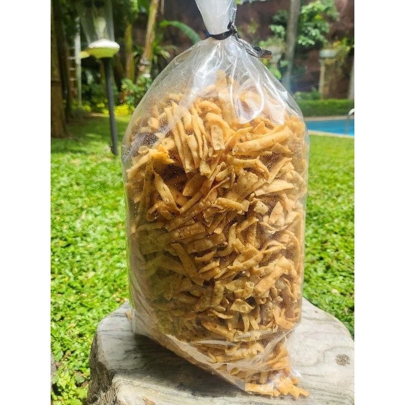 

Stick bawang gurih /keripik bawang/pangsit goreng/cemilan enak/home made
