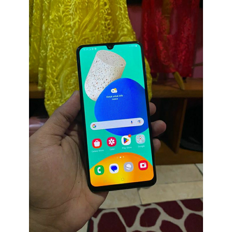 Samsung M32 ram 8/128gb second resmi