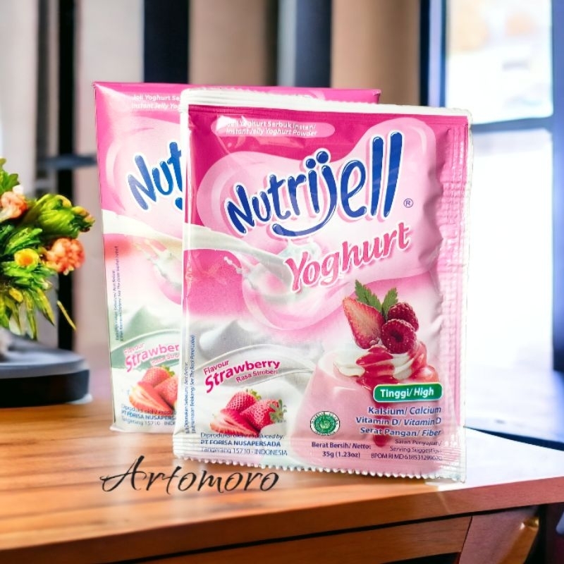 Nutrijell Yoghurt Rasa Blackcurrant/Strawberry 35 gr