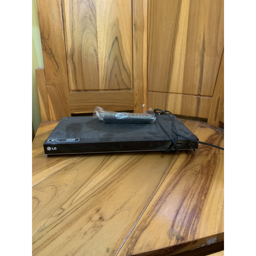 DVD Player LG Warna Hitam