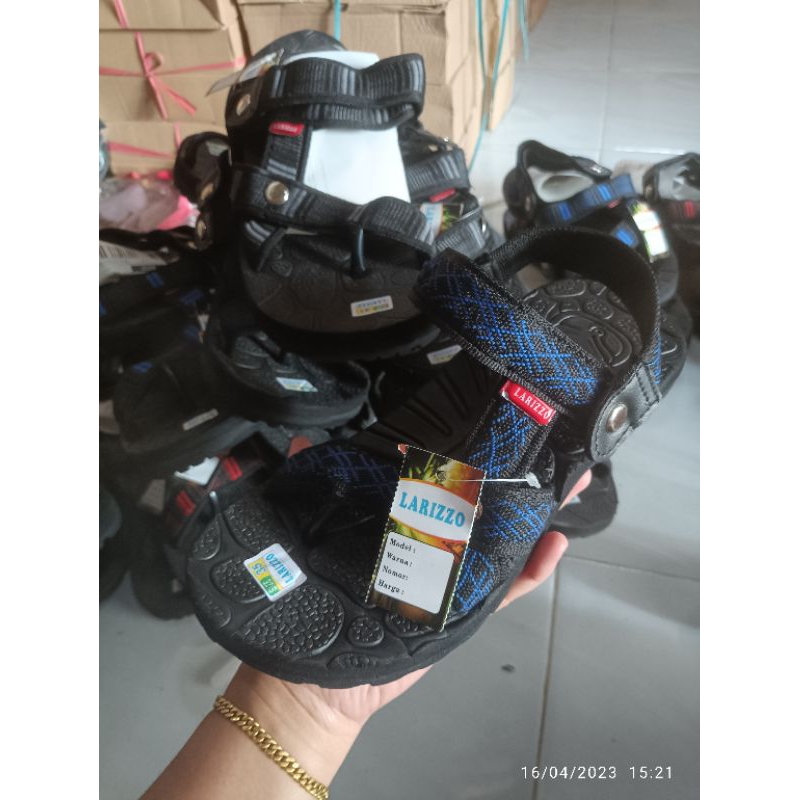 SANDAL GUNUNG ANAK SOL KARET size 33-37 100% LENTUR