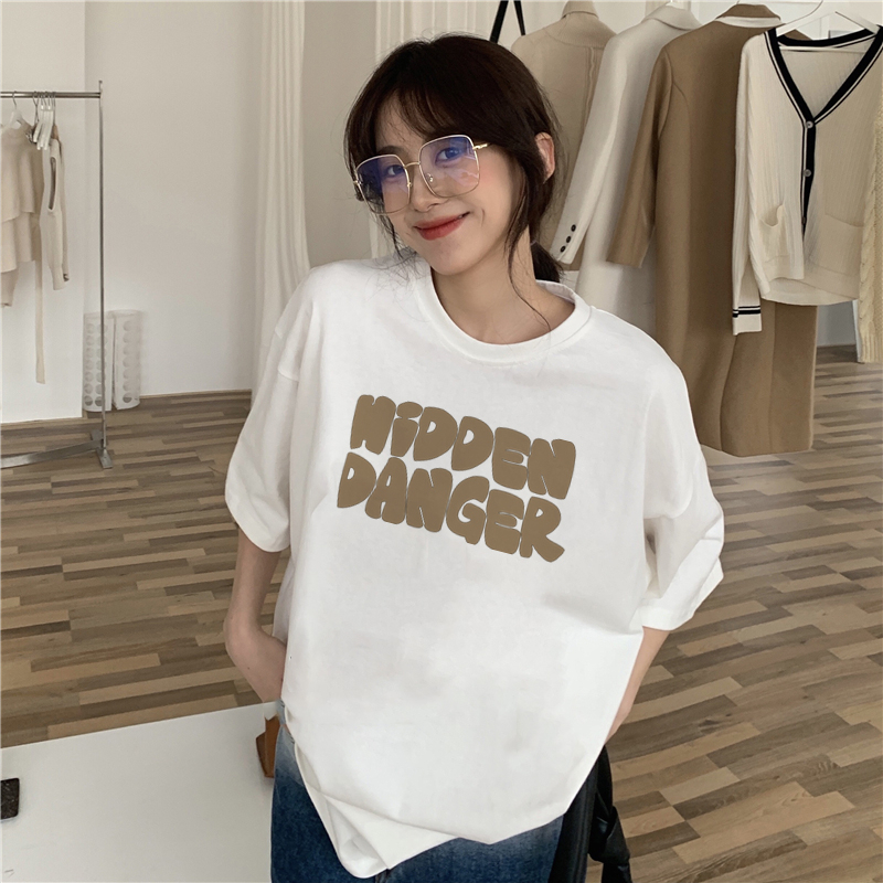 XiaoZhaiNv Kaos Atasan Oversize Wanita Letters Pattern Lengan Pendek A0917