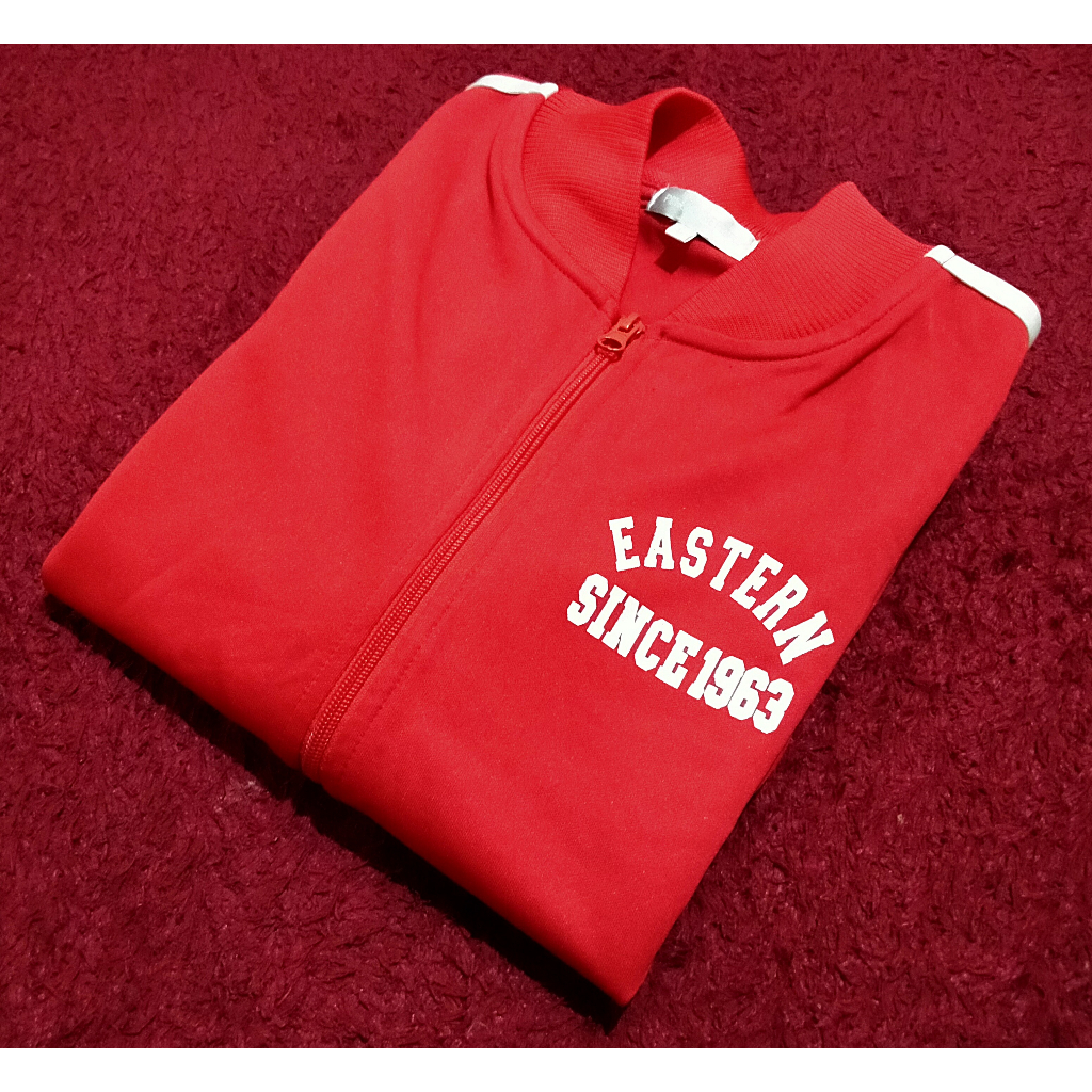 Jacket Tracktop Power To The People Warna Merah Second Size M