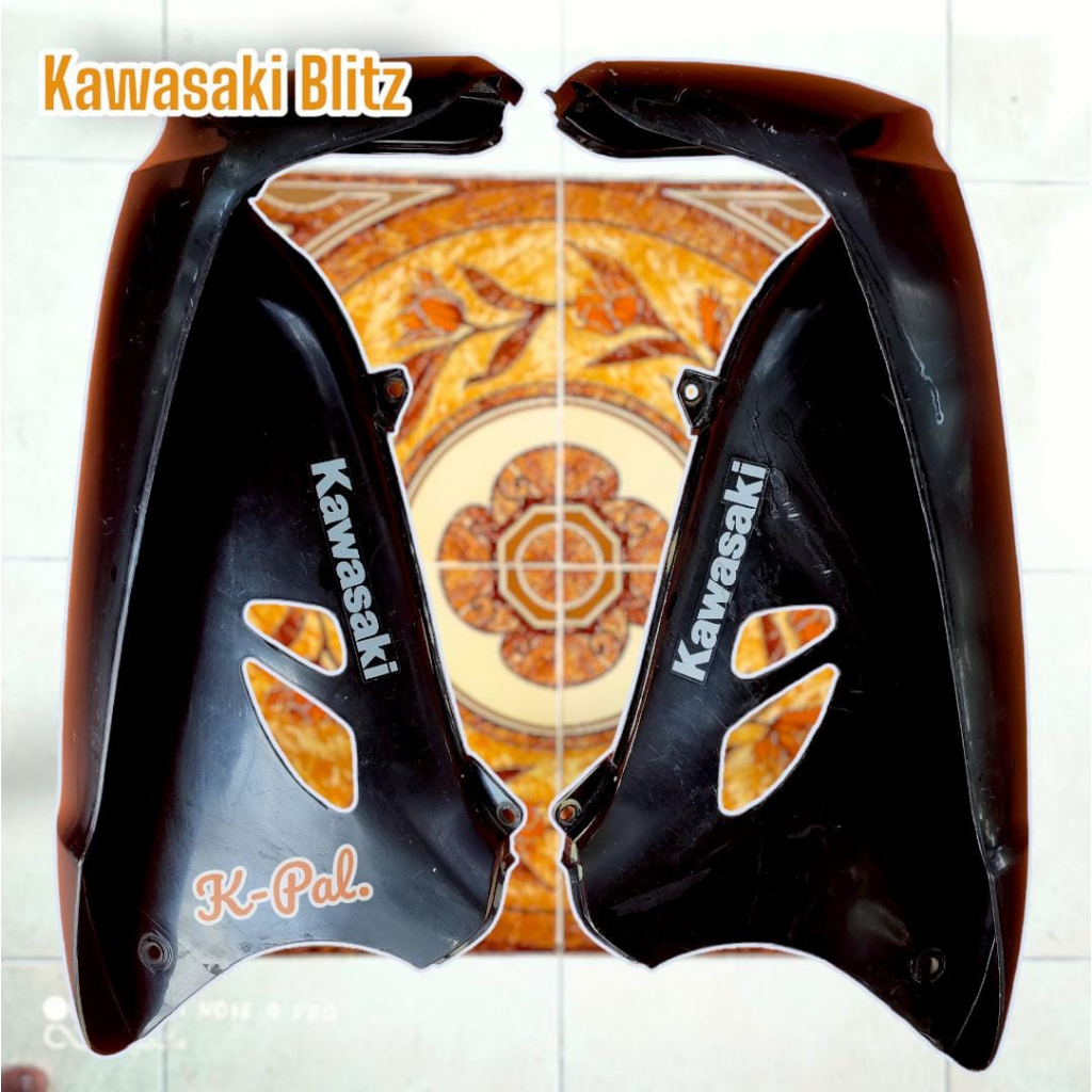 cover tameng tebeng samping sayap DEPAN LEGSIL LUAR original KAWASAKI BLITZ R LAMA OLD