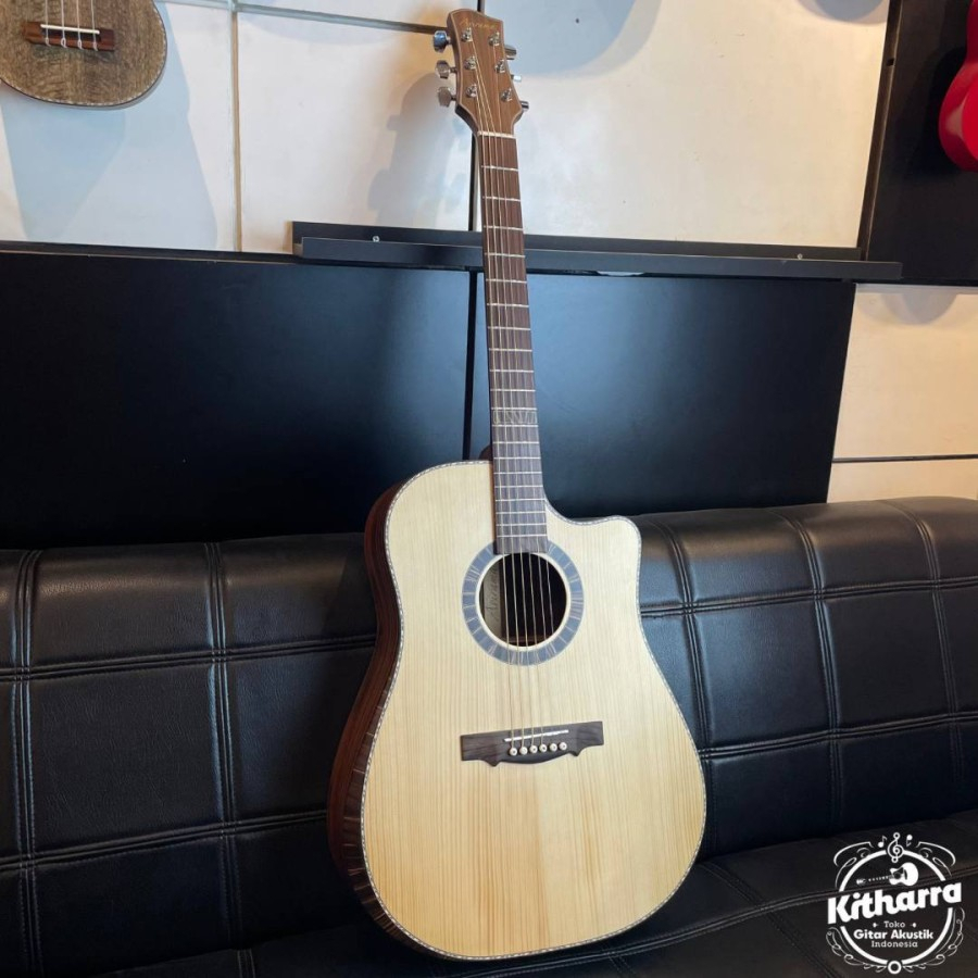 Gitar Akustik Avirama Dreadnought All Solid