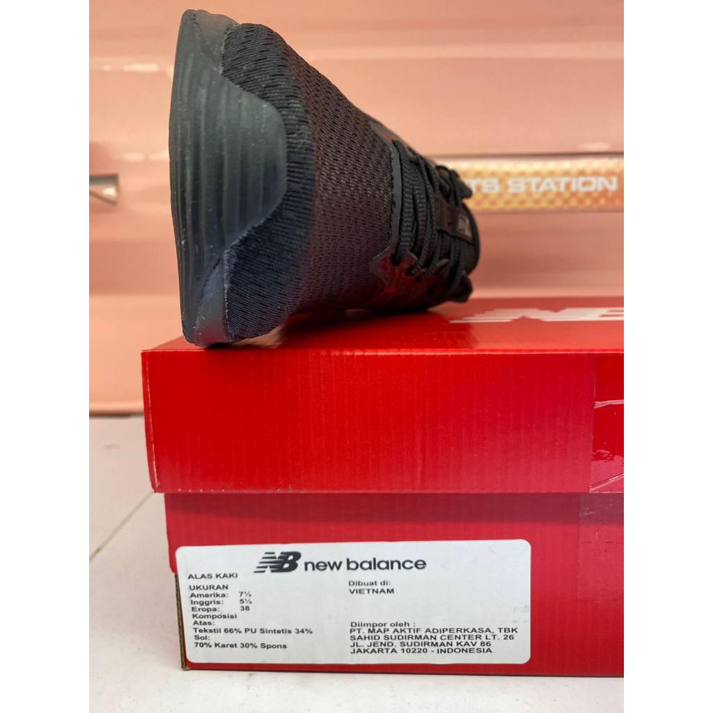 Sepatu New Balance Running Course W413LK2 Full Black Women's Shoes Original