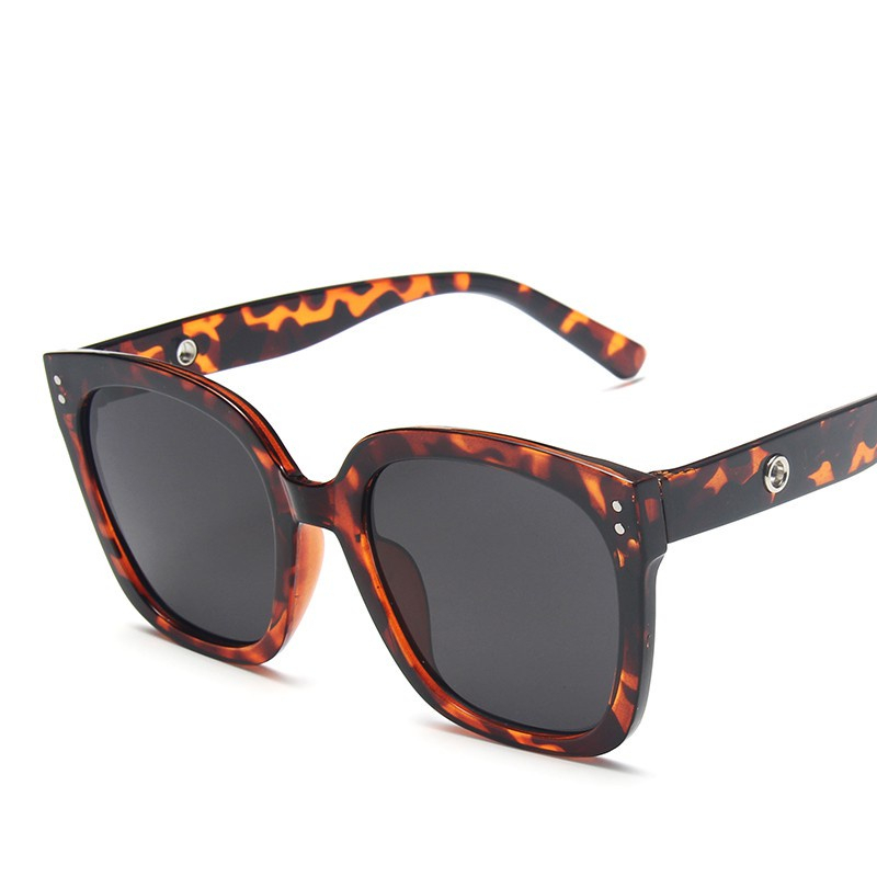 AZAHRA Kacamata Hitam Kacamata Wanita Korean Design Retro  Wanita Sunglasses