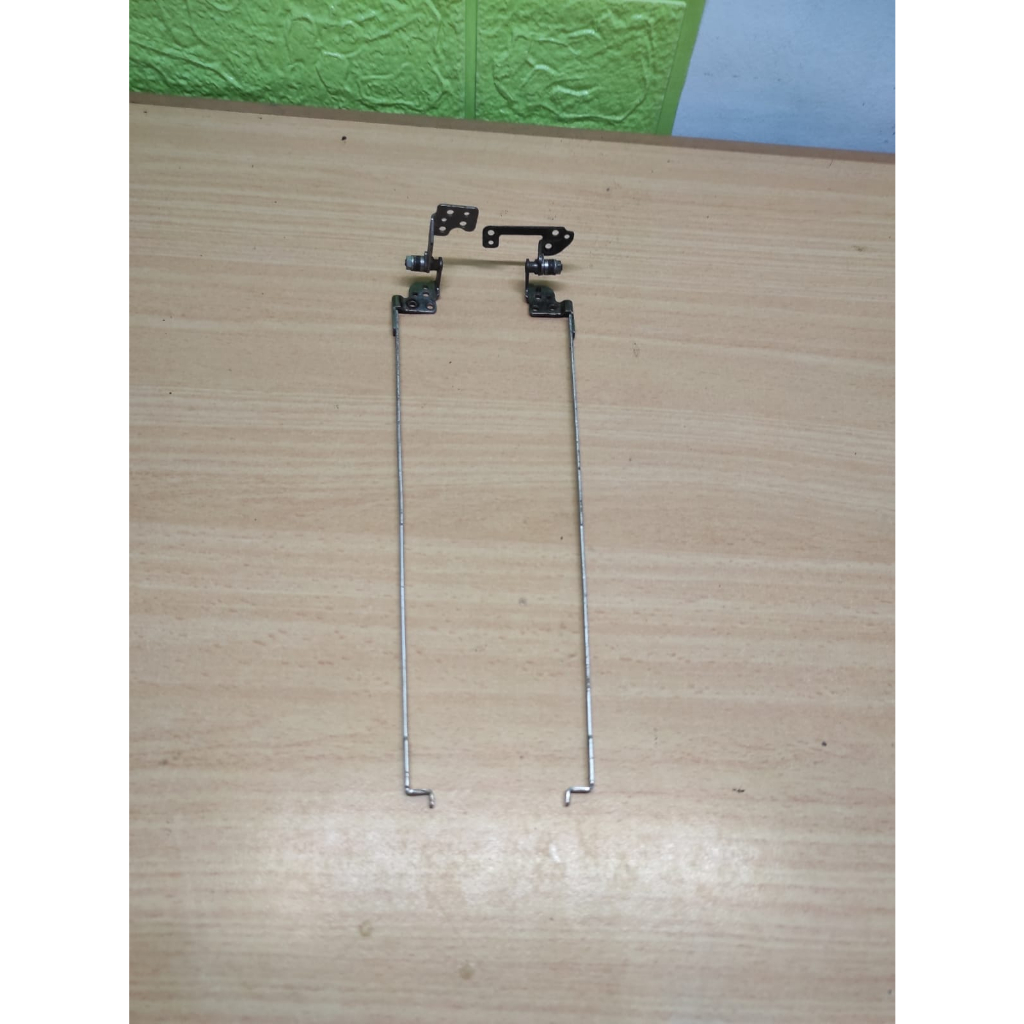 Engsel Laptop HP1000 HP 1000