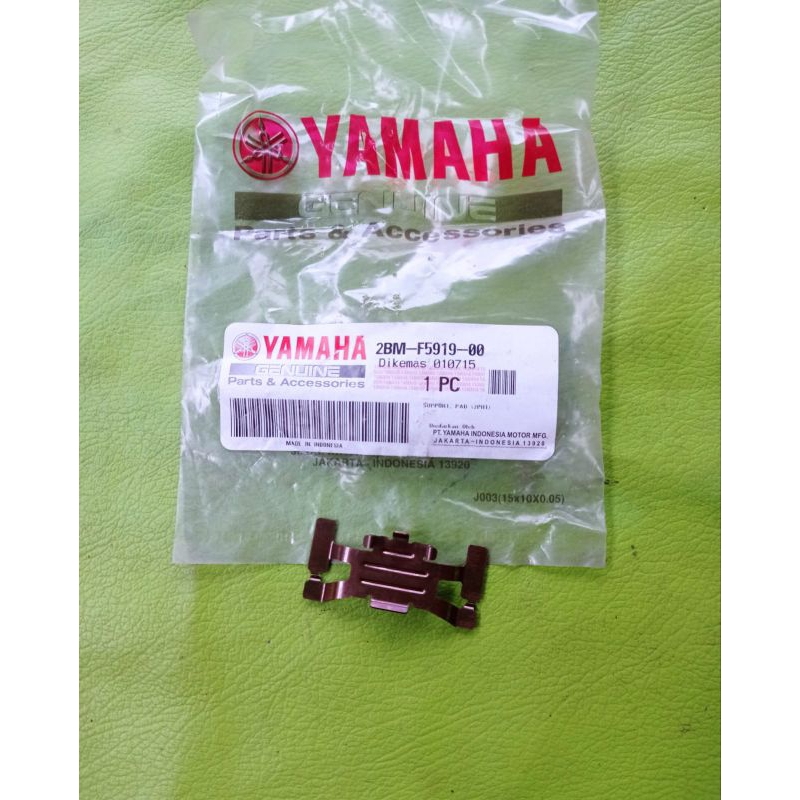 plat kaleng besi suport spring pad kaliper depan yamaha mio soul GT Fino X Ride original