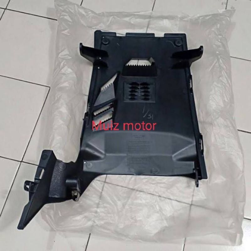 dasbor kolong motor Vario 125-150 2018-2020