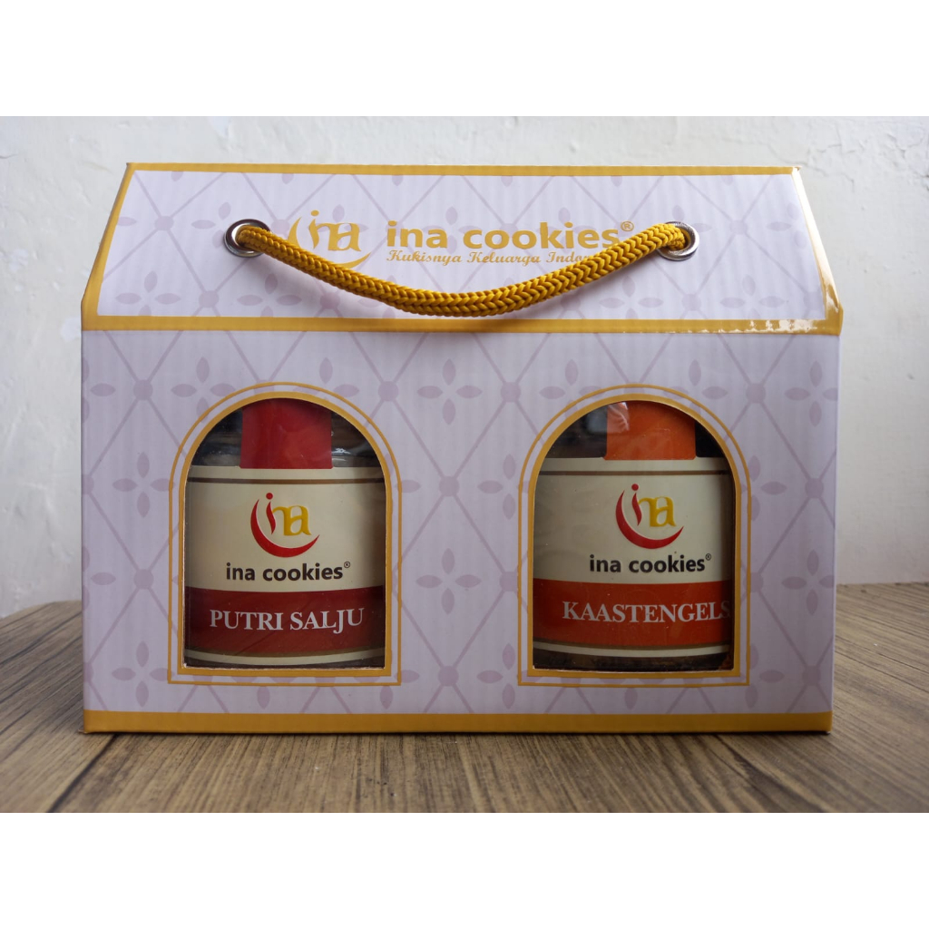 

Promo 7.7 KUE LEBARAN SET HAMPERS INA COOKIES JAR IN GABLE BOX GIFTSET HARI RAYA