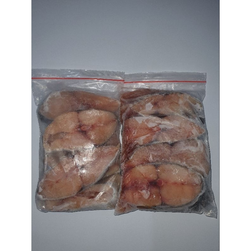 

Ready Ikan Tenggiri Steak1kg 7potong Ready to cook Sudah dibersihkan