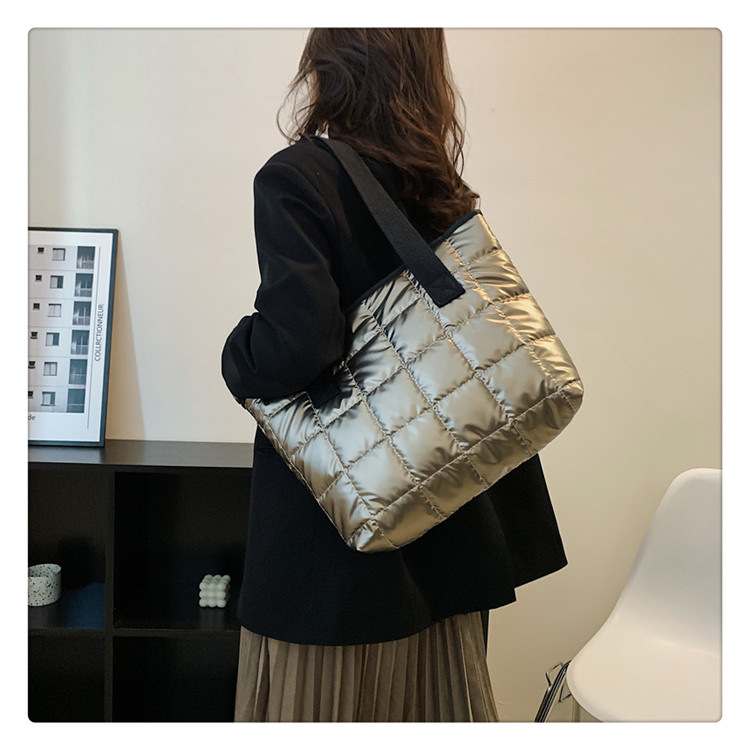 TAS TOTE BAG WANITA IMPORT KULIAH KERJA KANTOR RESLETING SHOULDER BAHU PILLOW BAG KULIT GOLD TELLIA BESAR CEWEK MURAH KEKINIAN BATAM BRANDED TA807G1 PREMIUM FASHION REMAJA