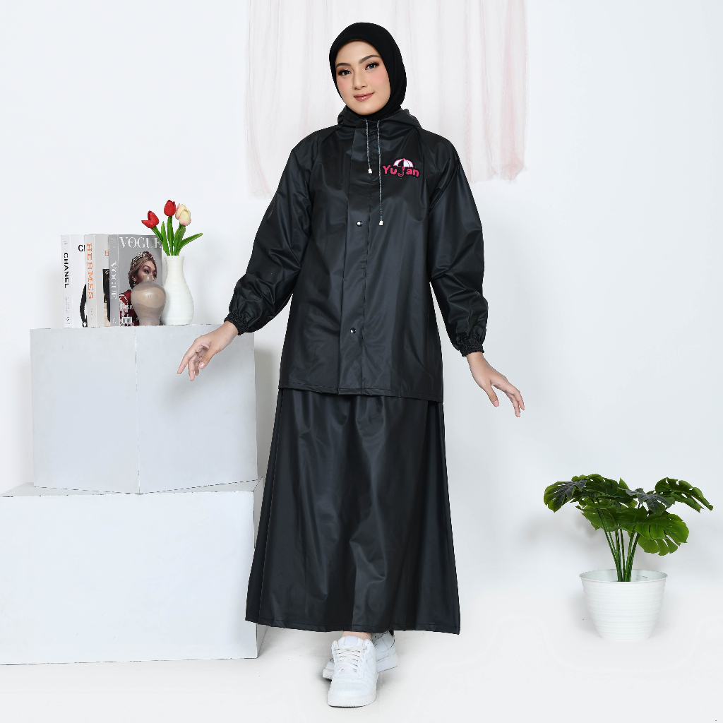 Jas Hujan Wanita Rok / Mantel Hujan Setelan Baju Dan Rok Dewasa