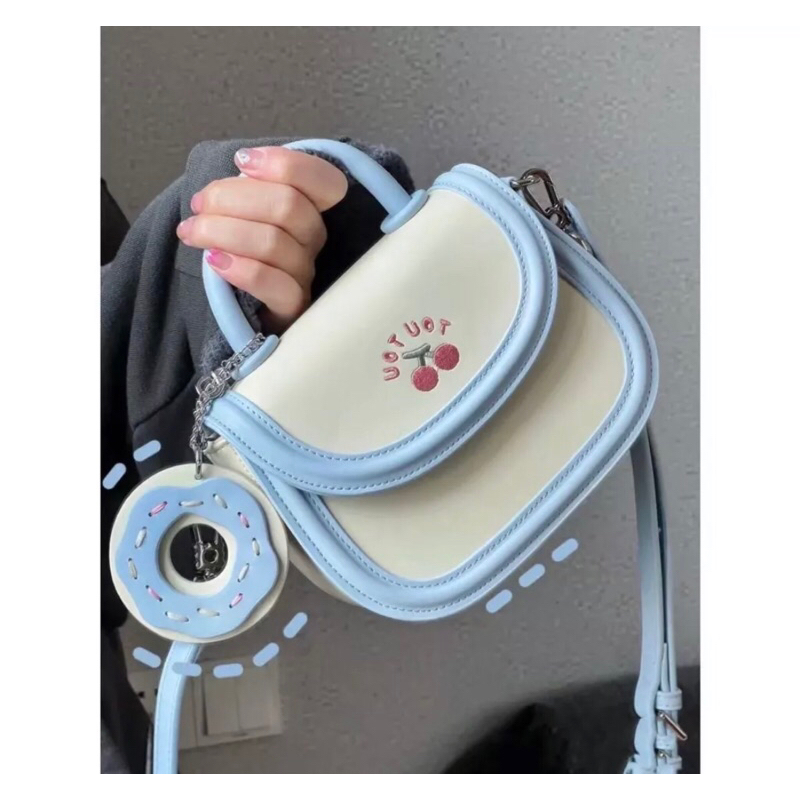 TAS DONAT CERY, TAS TANGAN SELEMPANG