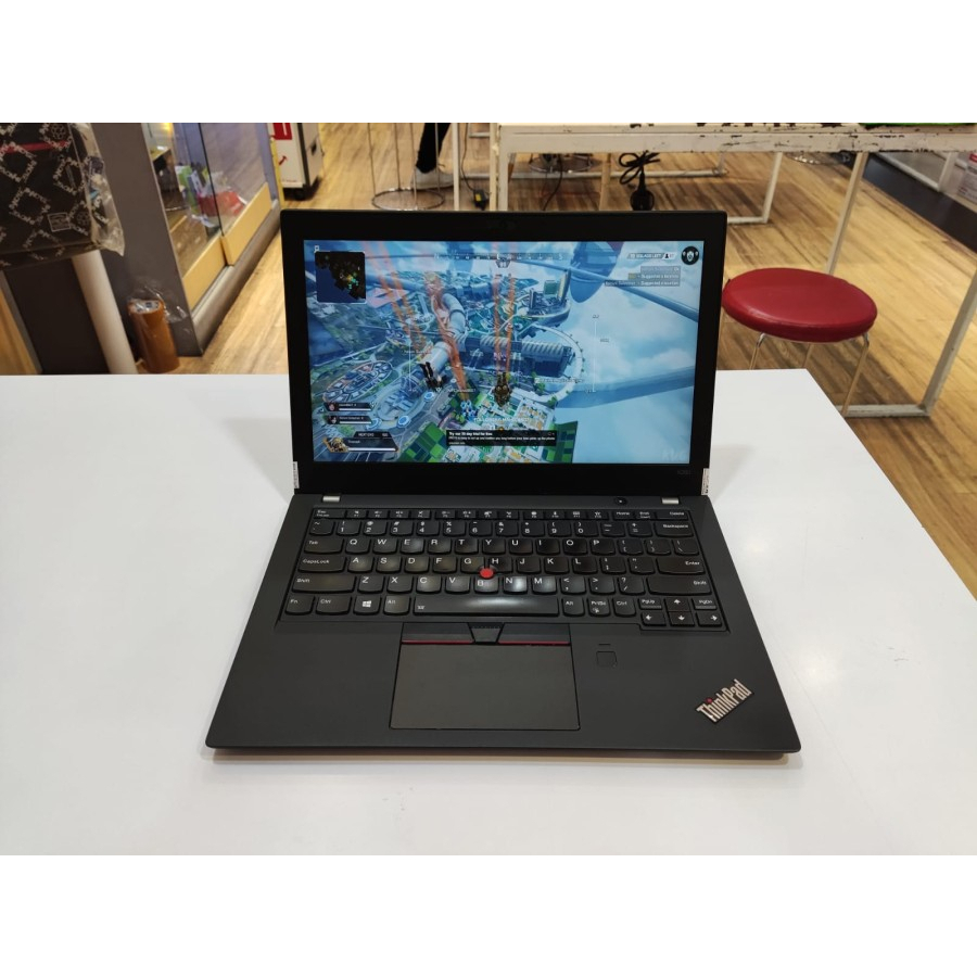 Laptop Kantor Lenovo Thinkpad X280 Intel i5 8250U 8GB 256GB SSD FHD IPS Touchscreen Windows 10 Pro