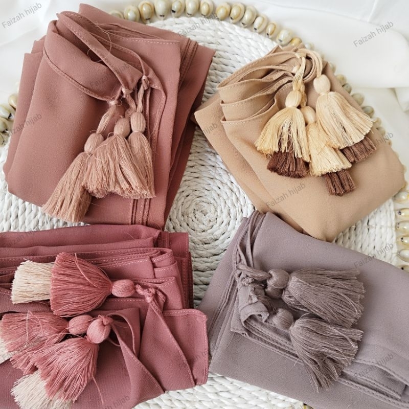 HiJab Jilbab Kerudung SEGI EMPAT JUMBO   Syar'i Ceruti babydoll 130*130cm