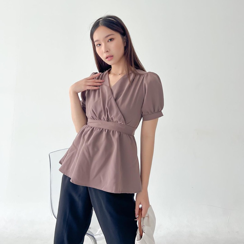 KAHLIA REPLUM TOP KOREA -  BLOUSE WANITA PUFFY SLEEVE PREMIUM - KEMEJA KANTOR WANITA - TOP BASIC MEWAH - ATASAN UNTUK - TOP WARNA PASTEL - THR LEBARAN - HADIAH / KADO ULTAH UNTUK CEWEK